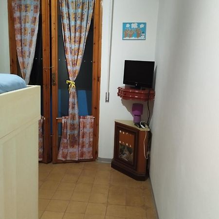 Apartamento 300 Metri Dal Mare Follonica Exterior foto