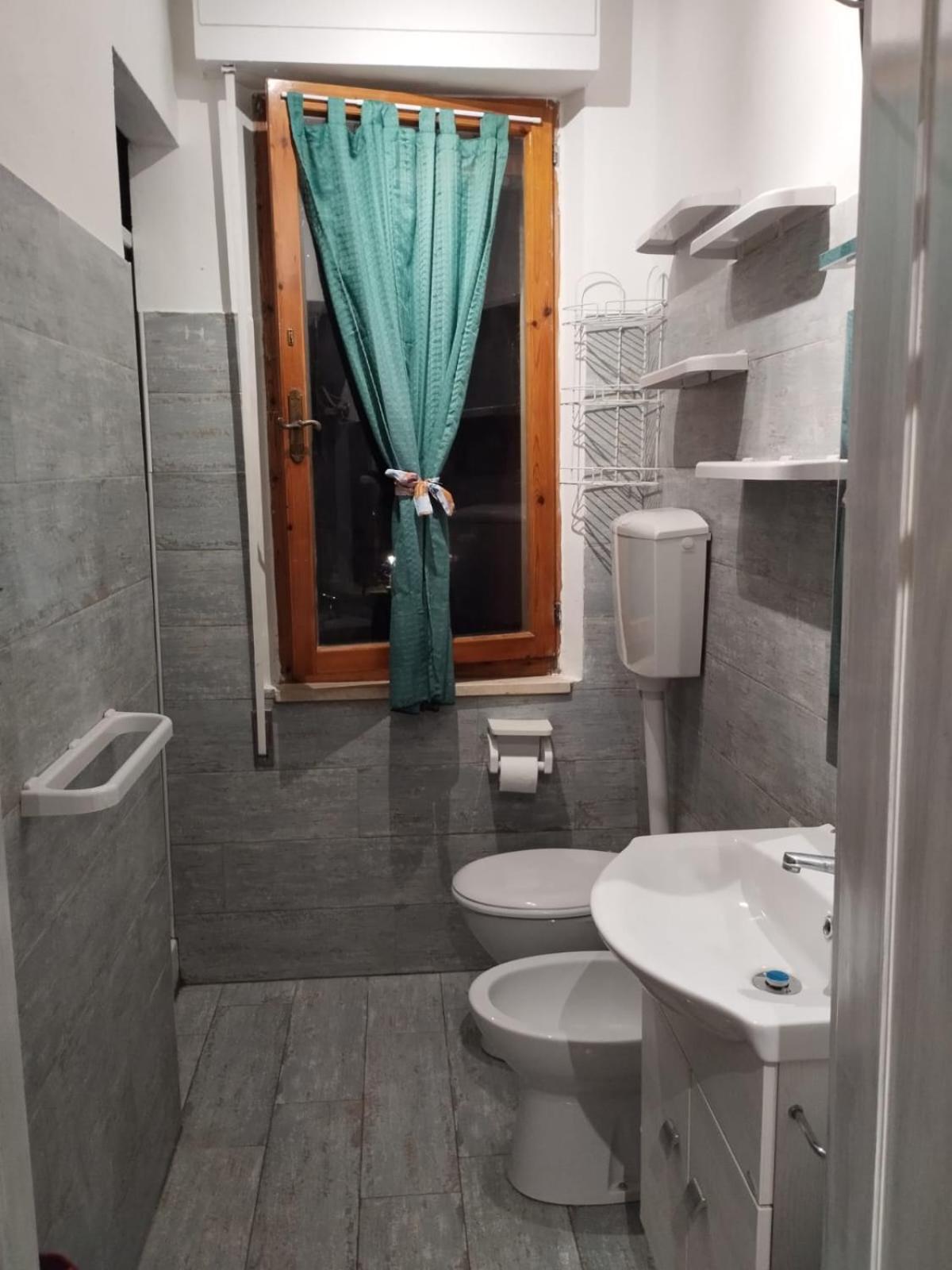 Apartamento 300 Metri Dal Mare Follonica Exterior foto